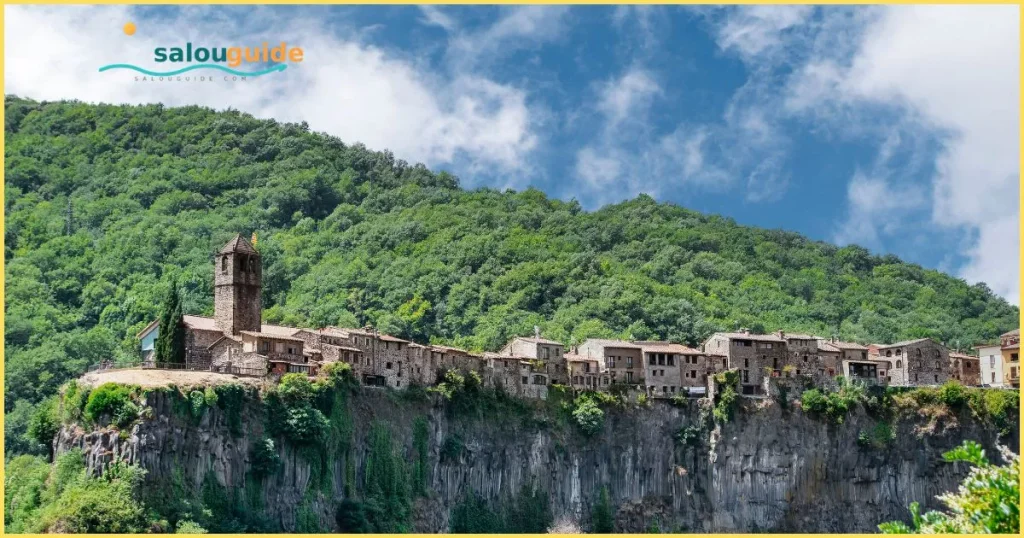 **Alternative text:**
*La Garrotxa’s lush volcanic landscapes, where ancient forests, quiet villages, and rugged peaks create a wild Catalan escape*